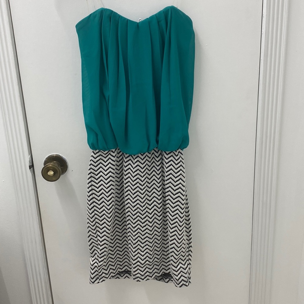 Small strapless teal dress